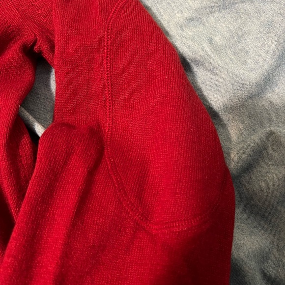 Banana Republic silk cashmere zip T sweater. Red. Mens medium. - Picture 7 of 9